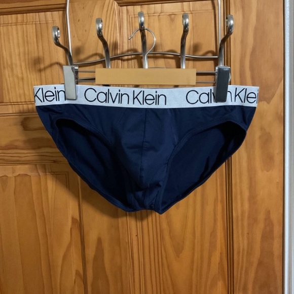 2 Calvin Klein microfiber brief men . Size Large - Picture 4 of 5